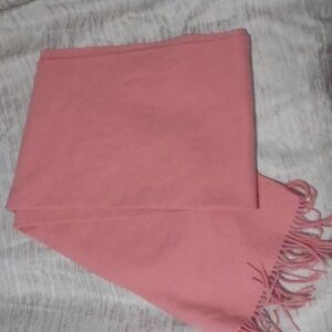 Weekday | 100% Wool Pink Scarf